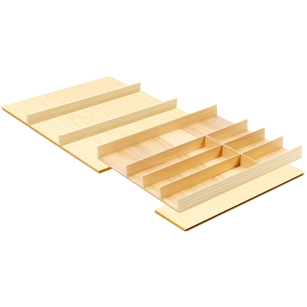 Fünf flache, rechteckige Teile und fünf Holzteiler aus Eschenholz zeigen auf weißem Hintergrund die einzelnen Teile des FineLine LiniQ Besteckeinsatz - Besteckkasten für eine optimale Küchenorganisation.
