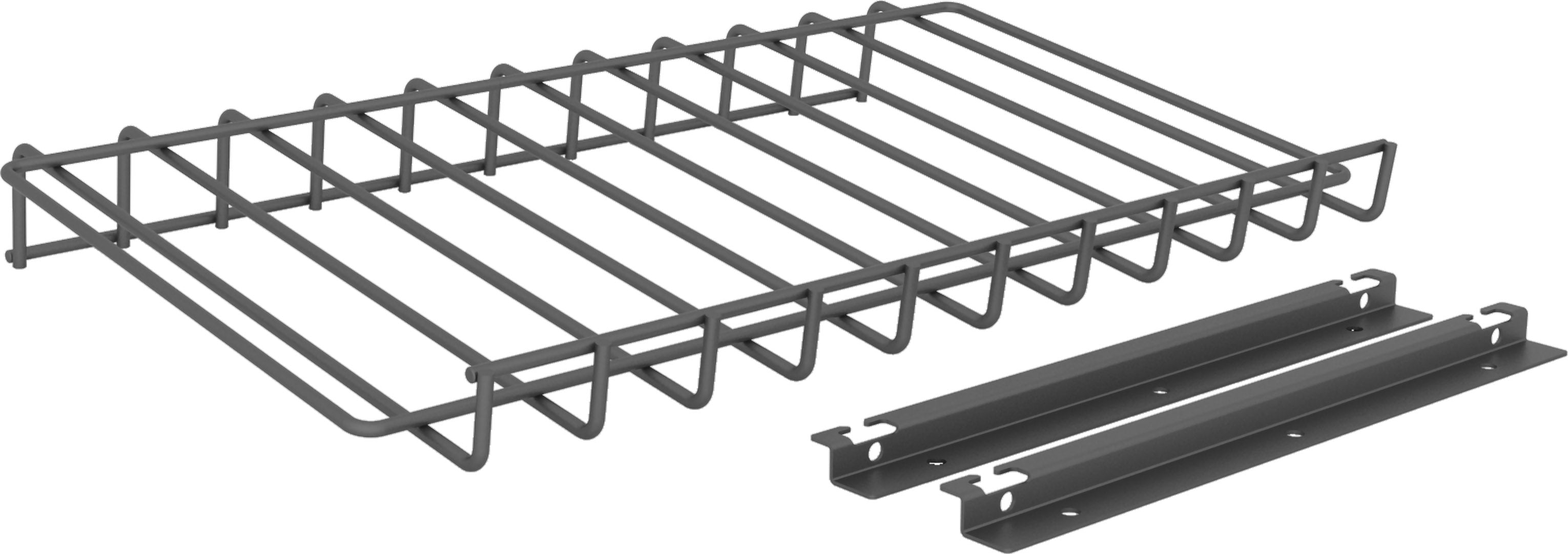 Das Ablage-Set für Getränkekisten - 600 mm ist ein graues Metallregal mit zwei separaten Halterungen zur Wand- oder Rackmontage, ideal zum platzsparenden und ordentlichen Lagern von Getränkekisten.