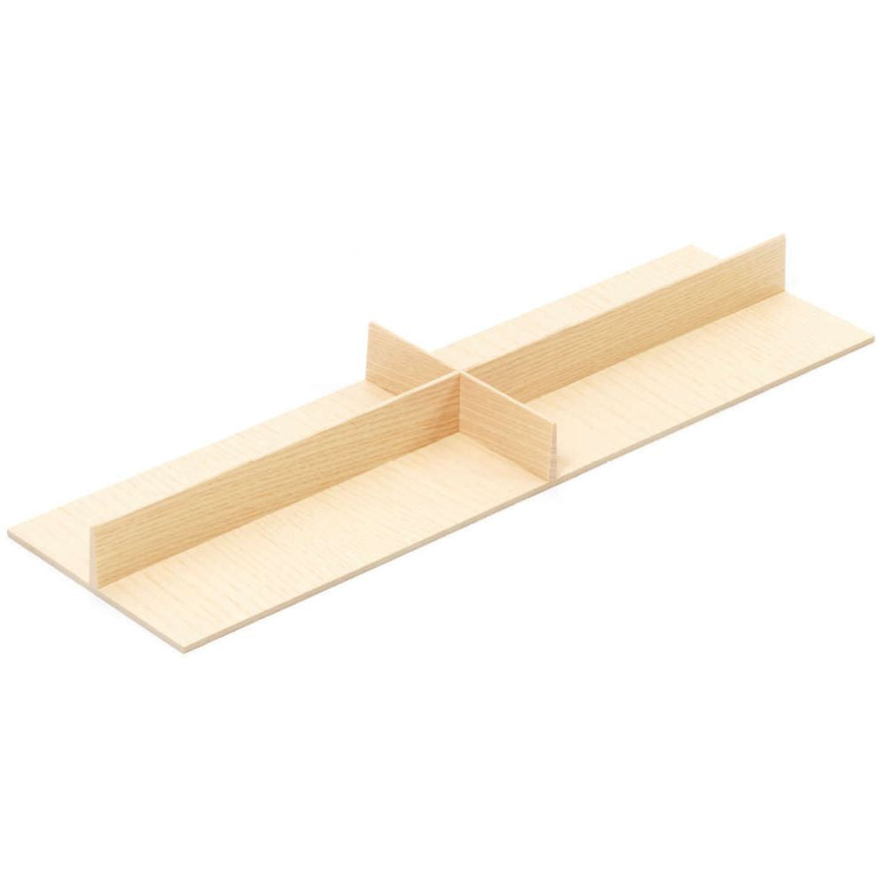 Der FineLine LiniQ Kreuzeinsatz ist ein modularer Schubladenteiler mit heller Holz-Basis und zwei senkrechten Teilern, die ein Kreuz bilden und vier Fächer schaffen-ideal als Besteckkasten für organisierte Aufbewahrung.