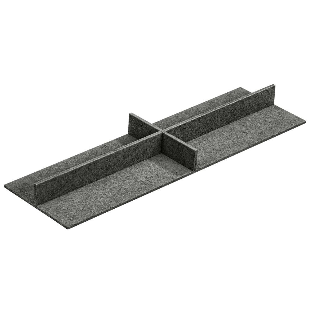 Der FineLine LiniQ Kreuzeinsatz ist ein modularer Schubladenteiler aus grauem Filz mit drei Fächern - zwei senkrechte und ein waagerechtes -, der für die Organisation und Trennung von Kleinteilen in Schubladen konzipiert ist.