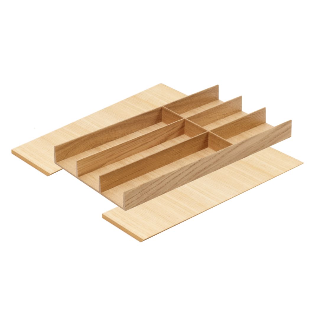 Der FineLine LiniQ Besteckeinsatz - Besteckkasten aus hellem Holz zeigt ein gitterartiges Stecksystem auf weißem Hintergrund und bietet mit mehreren Fächern perfekte Ordnung für Küchenutensilien.